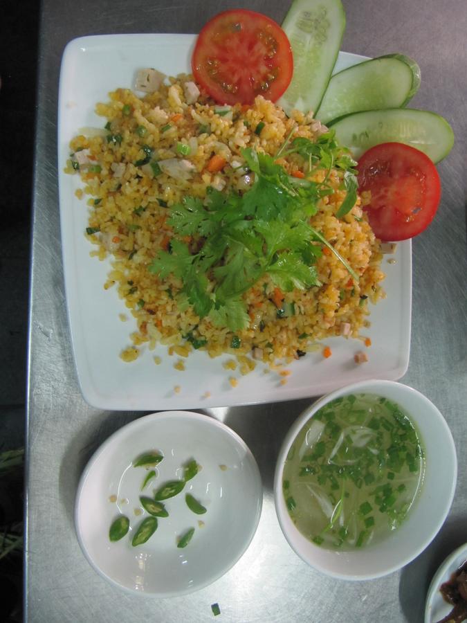 Khách Sạn Hiệp Yến Tuy Hoa Esterno foto